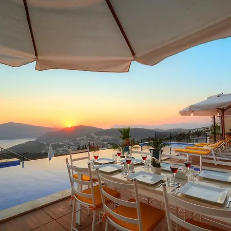 Private Titanic Villa *