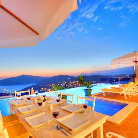 Private Titanic Villa